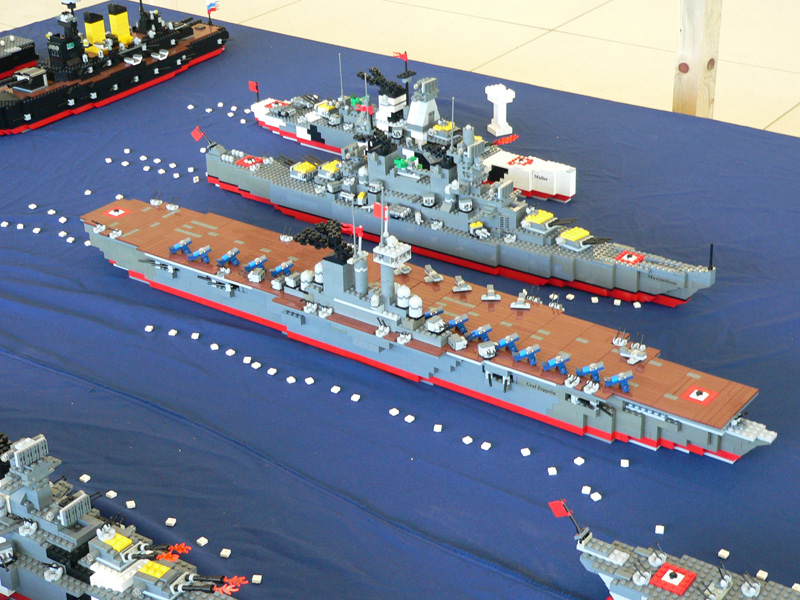 lego warship battle