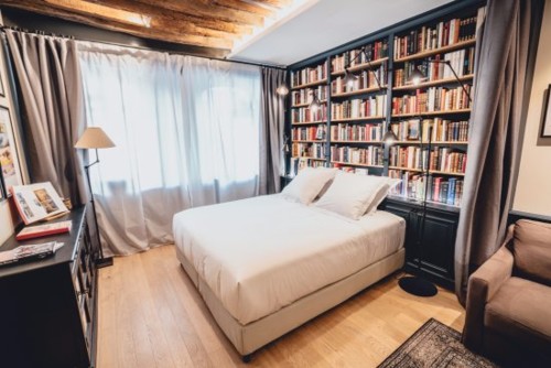 the-king-size-bed-in.jpg