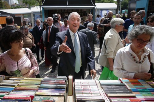 LIVRO EM BELÉM.jpg LIVRO EM BELÉM.jpg