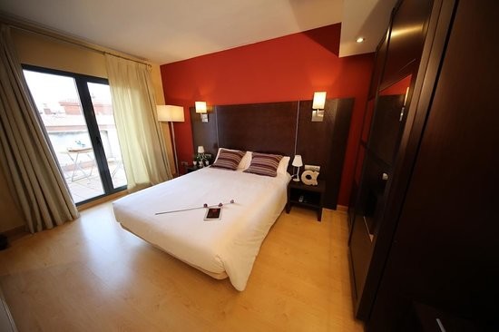 hotel-alda-cardena.jpg