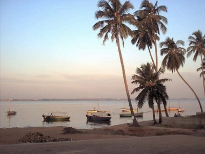 MAXIXE-a baía, vista da estalagem.jpg