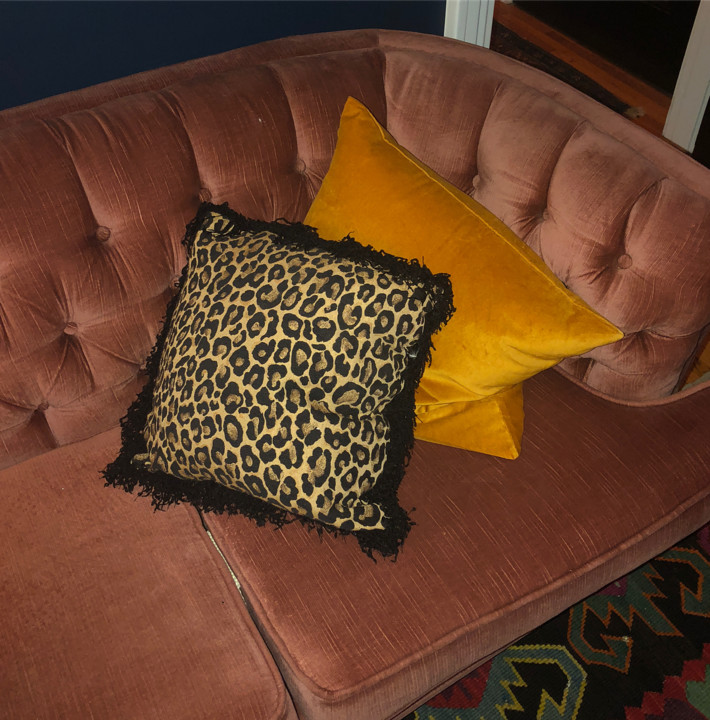 39062485_1885293908433605_6553908841434578944_n.jp