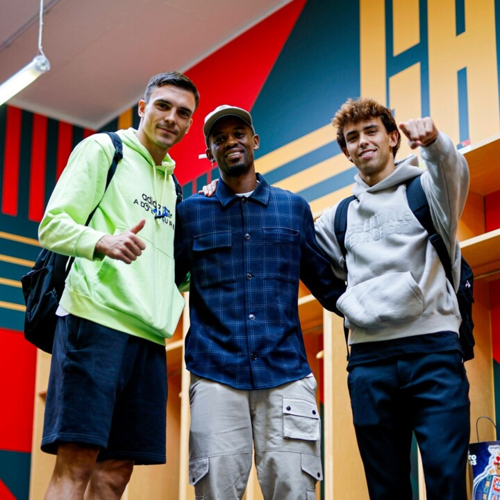 374259958_870567737765873_6299090954212518145_n.jp