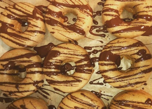 donuts.jpg donuts.jpg