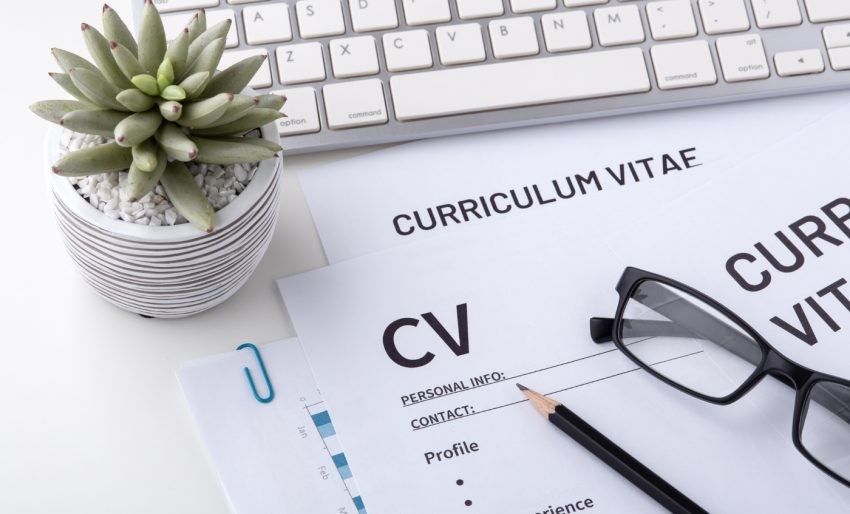 modelos-de-curriculum-vitae-computador-850x514.jpg
