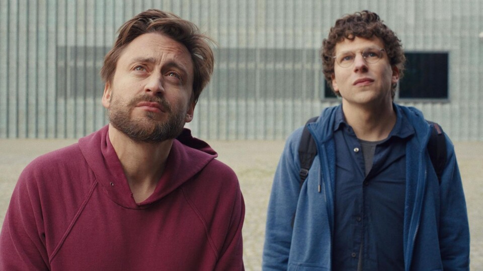 MV5BMjFiYTg3NWMtNWVlNC00MTQyLTg1NWItOTAwMzE2ODhlMT