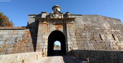 ALMEIDA - fortaleza - HS.jpg