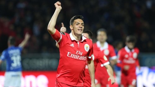 Raul_Jimenez_1.jpg Raul_Jimenez_1.jpg