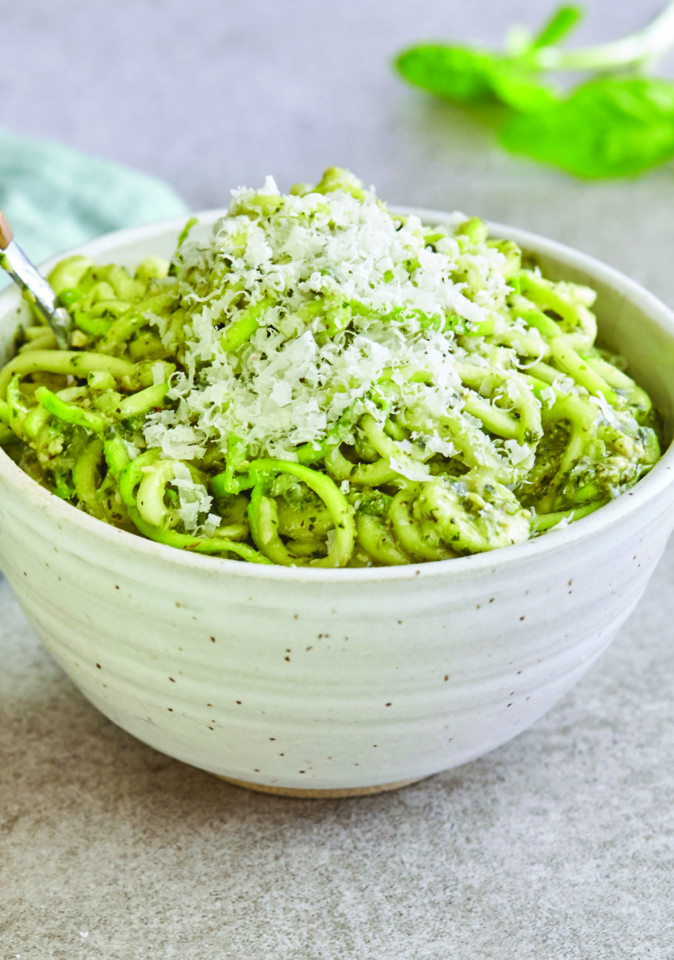 Dieta Keto Noodles De Courgette Com Molho De Pesto E