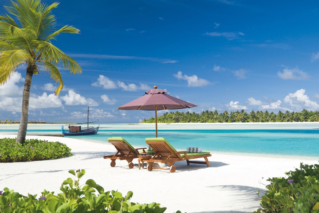 Naladhu-Private-Island-Maldives.jpg