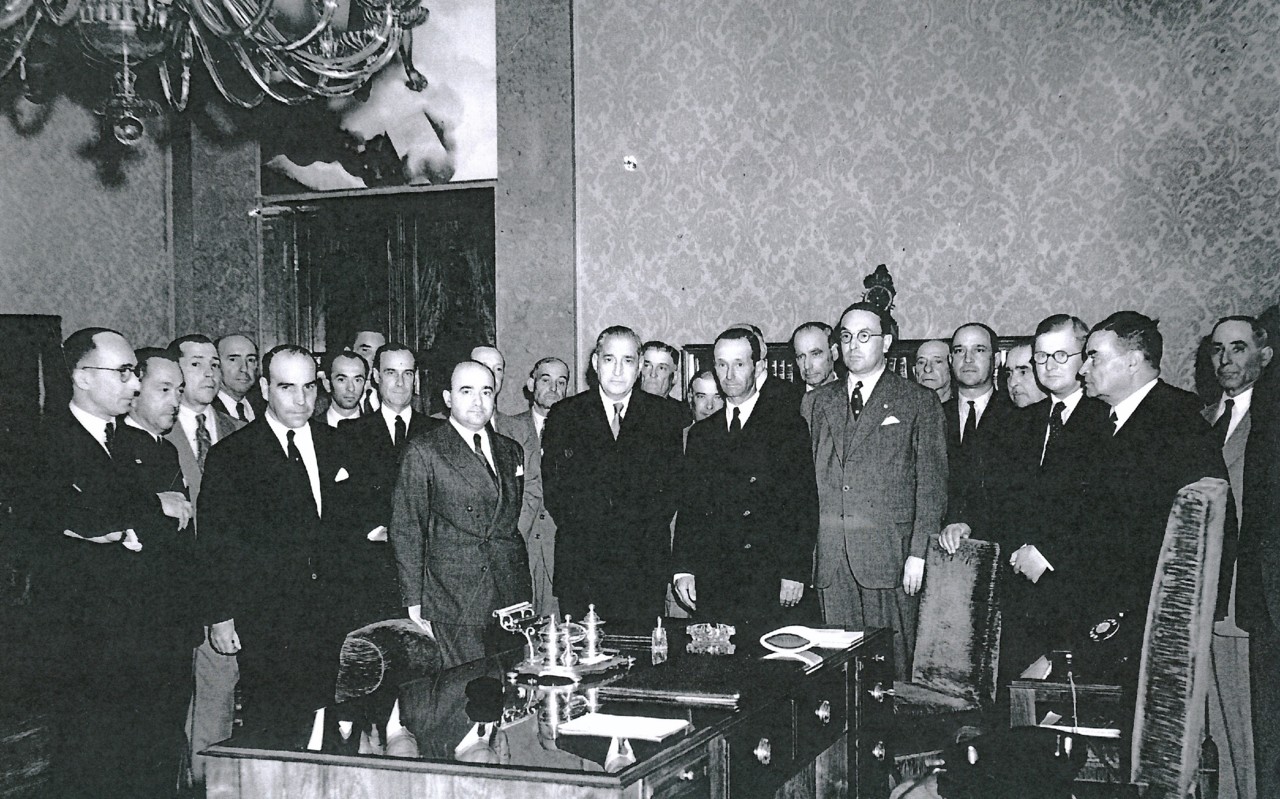 comitiva alcacerense com Salazar.jpg