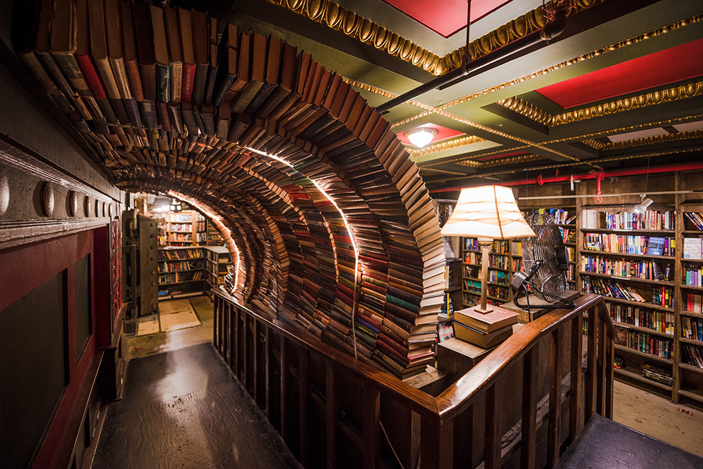 last-bookstore-tunnel-downtown-los-angeles-califor