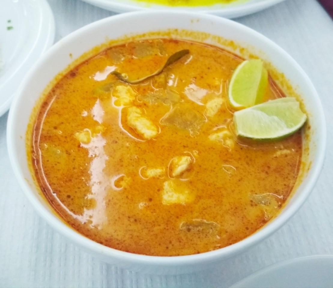 Thai Tuga - Caril Vermelho