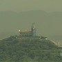 Nevoeiro encobre Igreja da Penha no Rio - Foto rep