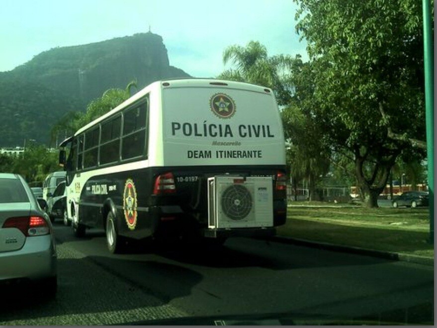 &Ocirc;nibus da Pol&iacute;cia Civil, DEAM - Delegacia da Mul