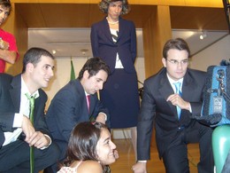 72562_157379434301871_100000894464032_286166_83414