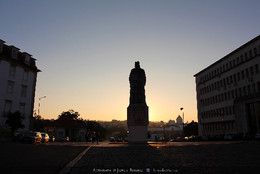 Nascer do sol Universidade Coimbra Estatua D Dinis