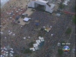 Réveillon Copacabana - Multidão aguarda a hora d
